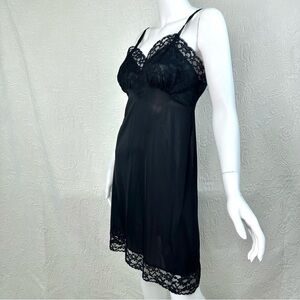 Vanity Fair 1950s VTG Black Lace Tricot Chemise Slip Dress